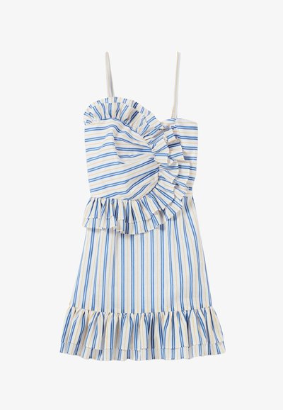 Robe sans bretelles avec des rayures verticales bleues et blanches, ornée de volants sur le bodice et l'ourlet, fabriquée en coton léger.