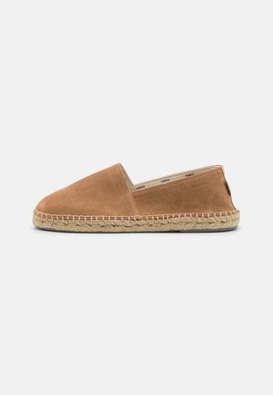 Espadrilles - tan