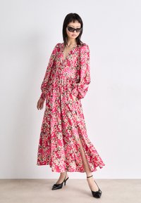 HUGO KWEEN - Robe longue - mehrfarbig