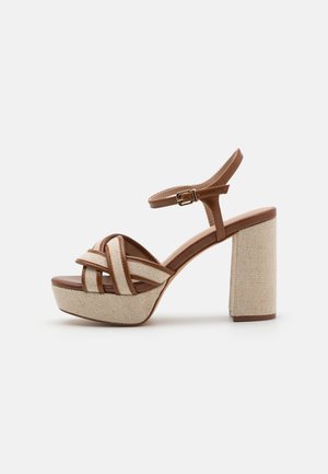 Platform sandals - beige
