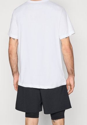 Nike Performance, T-shirt de sport - white