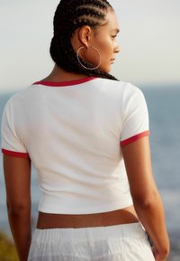 Next SLIM FIT SHORT SLEEVE CREW NECK  - Pamata T-krekls - red white