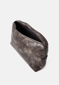 HVISK TOKEN SOFT STRUCTURE - Ručna torba - aged brown