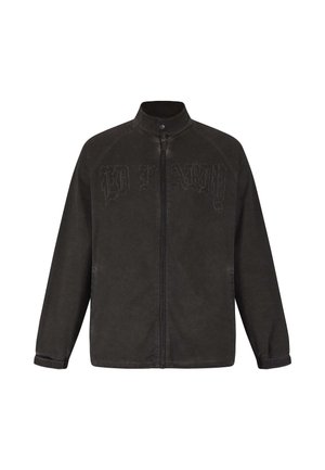 Zwarte zip-up jas met een staande kraag, voorzien van het reliëf "ED HARDY"-logo op de voorkant. Gemaakt van een gladde, gestructureerde stof.