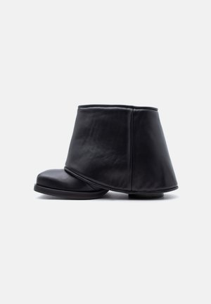 GmbH EMRIK GAITER BOOT UNISEX - Kovbojská/motorkárska členková čižma - black