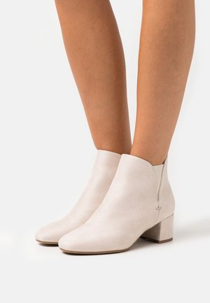 Tamaris, Boots à talons - white