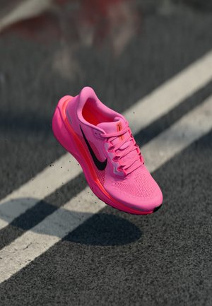 Nike Performance AIR ZOOM PEGASUS 41 - Chaussures de running sur route - playful pink/off noir/hyper pink/bright crimson/metallic silver