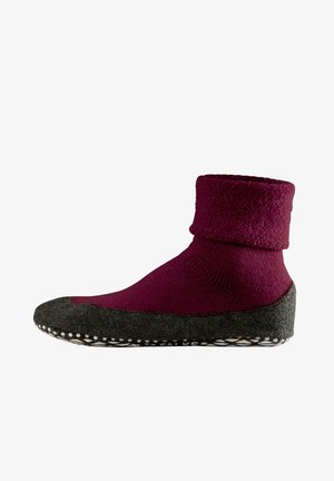 FALKE, COSYSHOE - Calcetines - red