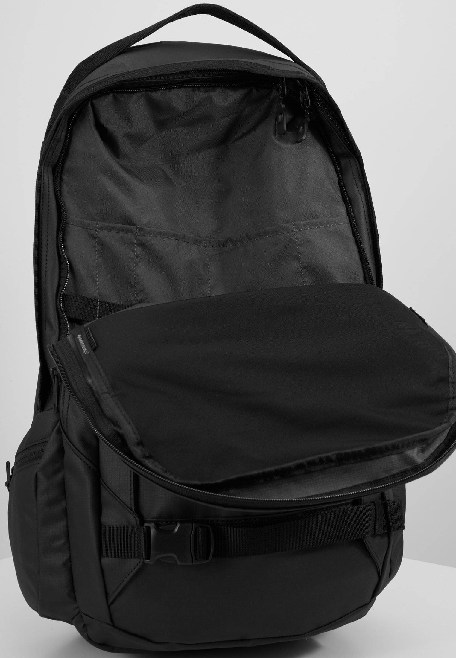 bekle maystro dakine mission 25l squall 