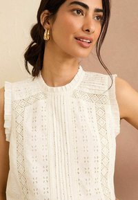 Love & Roses BRODERIE SHELL - REGULAR FIT - Felső - white