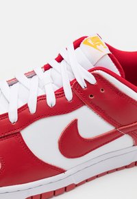 Nike Sportswear DUNK RETRO - Sapatilhas - gym red/white