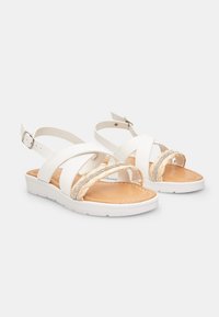 Bata Sandaalid - bianco