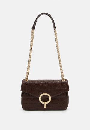 sandro CROCO CHAIN SHOULDER BAG - Ručna torba - marron