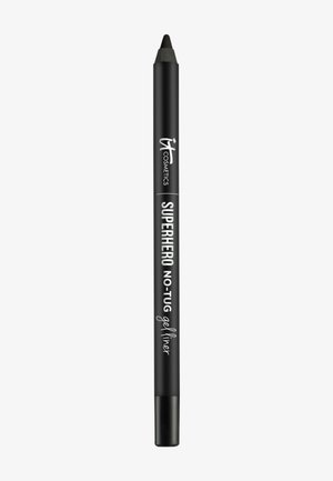 Zwarte gel eyeliner potlood met puntige tip, gelabeld "IT Cosmetics Superhero No-Tug Gel Liner" op een witte achtergrond.