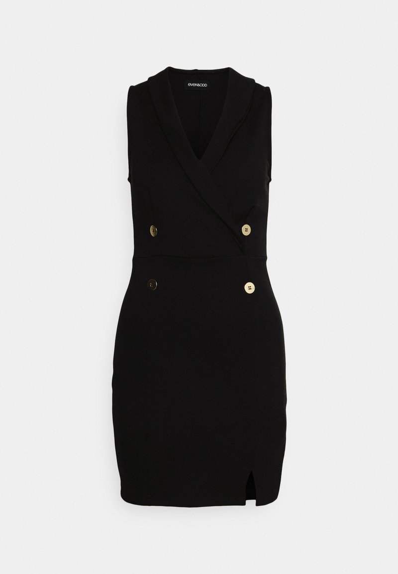 Robe noire sans manches avec un design enveloppant, présentant un décolleté en V, des boutons dorés et une fente sur le côté pour le détail. Fabriquée en tissu lisse.