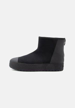 ARCH HYBRID - Talvisaappaat - black
