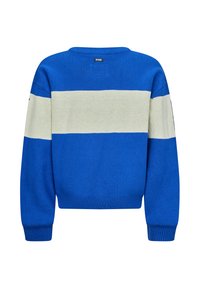 Blauer Strickpullover mit breiten weißen Streifen, rundem Halsausschnitt und gerippten Bündchen sowie Saum. Etikett "RETOUR" im Nackenbereich.
