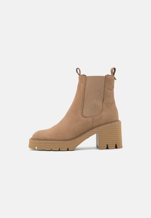 Bottines - camel