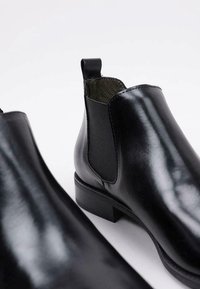 Sandra Fontán BERENGUELA - Botines bajos - black