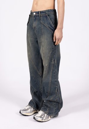 CUT BLUE DENIM UNISEX - Laza szabású farmerek - blue