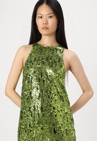 JJXX JXTARA SEQUIN DRESS - Koktel haljina / svečana haljina - parrot green