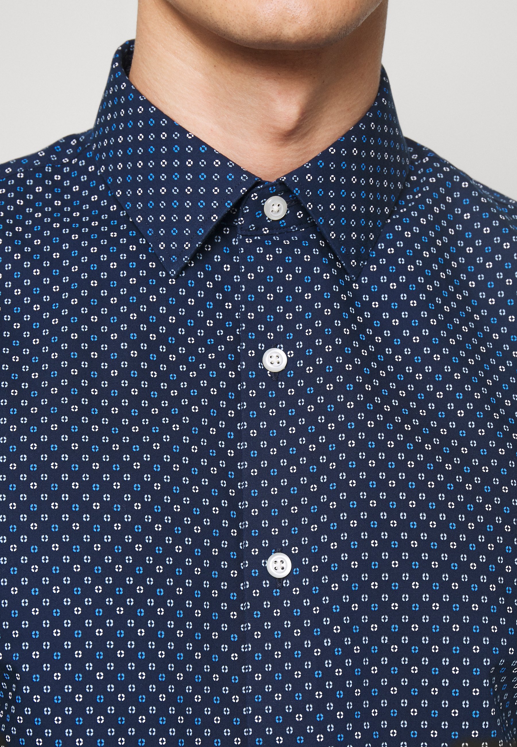 Banana Republic SQUARE PRINT Skjorte dark blue Zalando.no Banana Republic SQUARE PRINT Skjorte dark blue Zalando.no