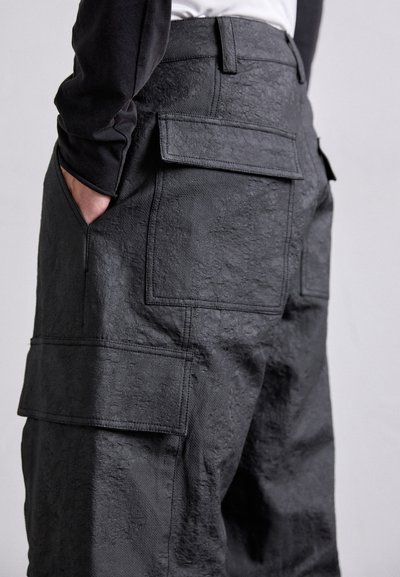 Han Kjøbenhavn - Bojówki