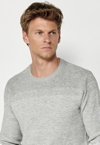 Koroshi - Sweter