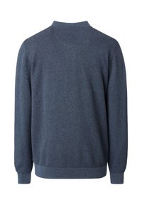 Marineblauer Pullover mit strukturiertem Strickdesign, gerippten Bündchen und Saum sowie klassischem Kragen, mit einem Rückansicht ohne Logos.