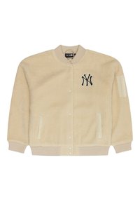 Kermittävän fleece-takki, jossa on ribbikuvioitu kaulus, napit edessä, sivutaskut ja musta brodeerattu logo rintaportissa.