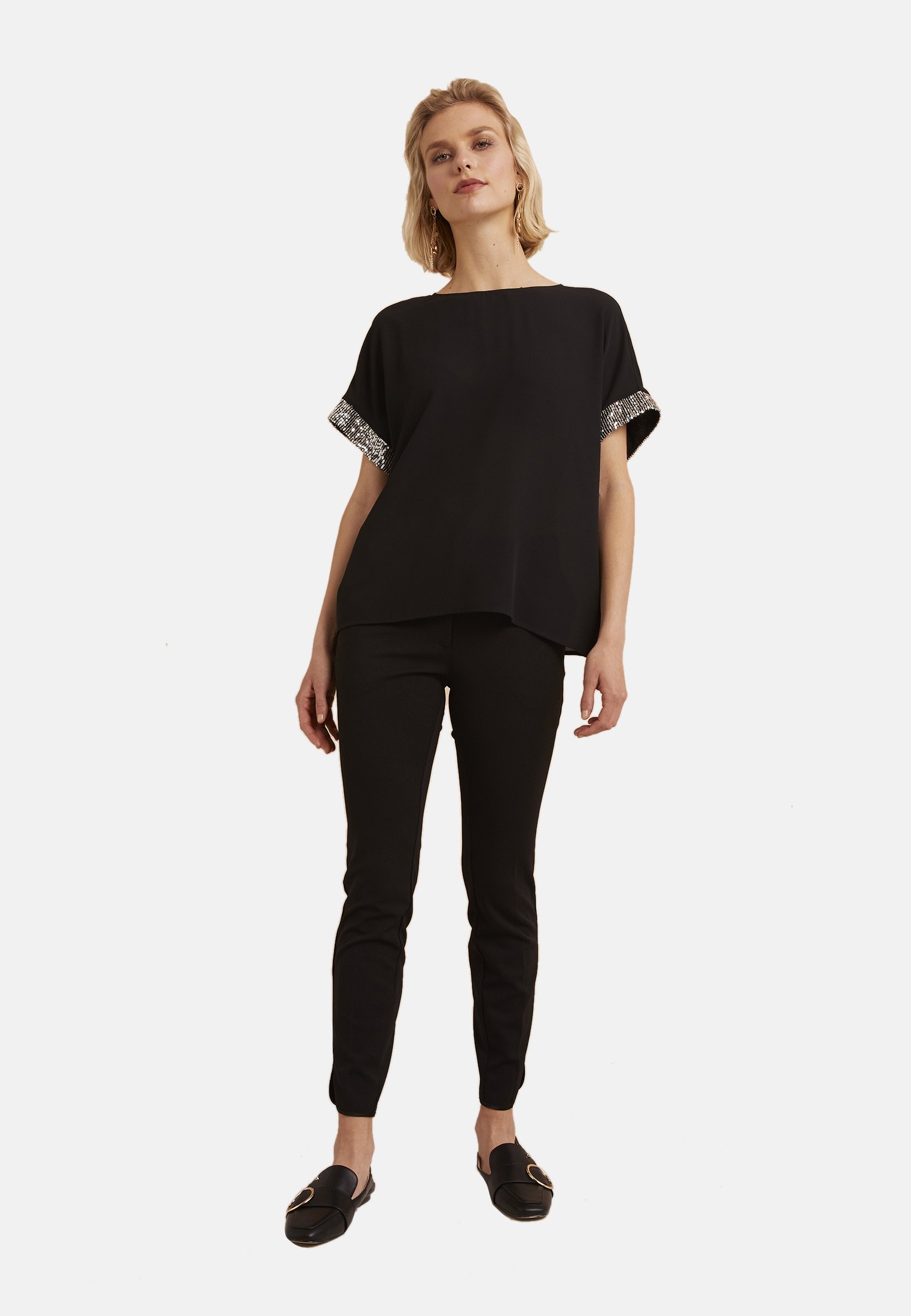 Oltre MIT PAILLETTENBORDÜRE AN DEN ÄRMELBÜNDCHEN - Camicetta - nero -  Zalando.it