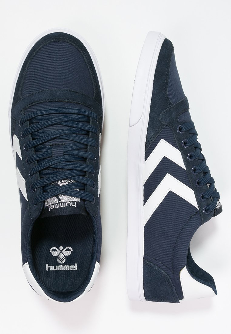 Hummel SLIMMER STADIL Joggesko dress bluewhite Zalando.no Hummel SLIMMER STADIL Joggesko dress bluewhite Zalando.no