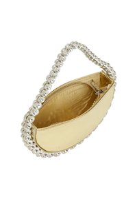 Zlatá metalická kabelka typu clutch so striebornými korálkami na rúčke. Hladký povrch, zipsové uzatváranie a podšívka pre úložný priestor.