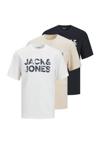 Tre t-shirt in bianco, beige e blu marino, con il testo "JACK & JONES" in un design a motivi, realizzate in morbido cotone.