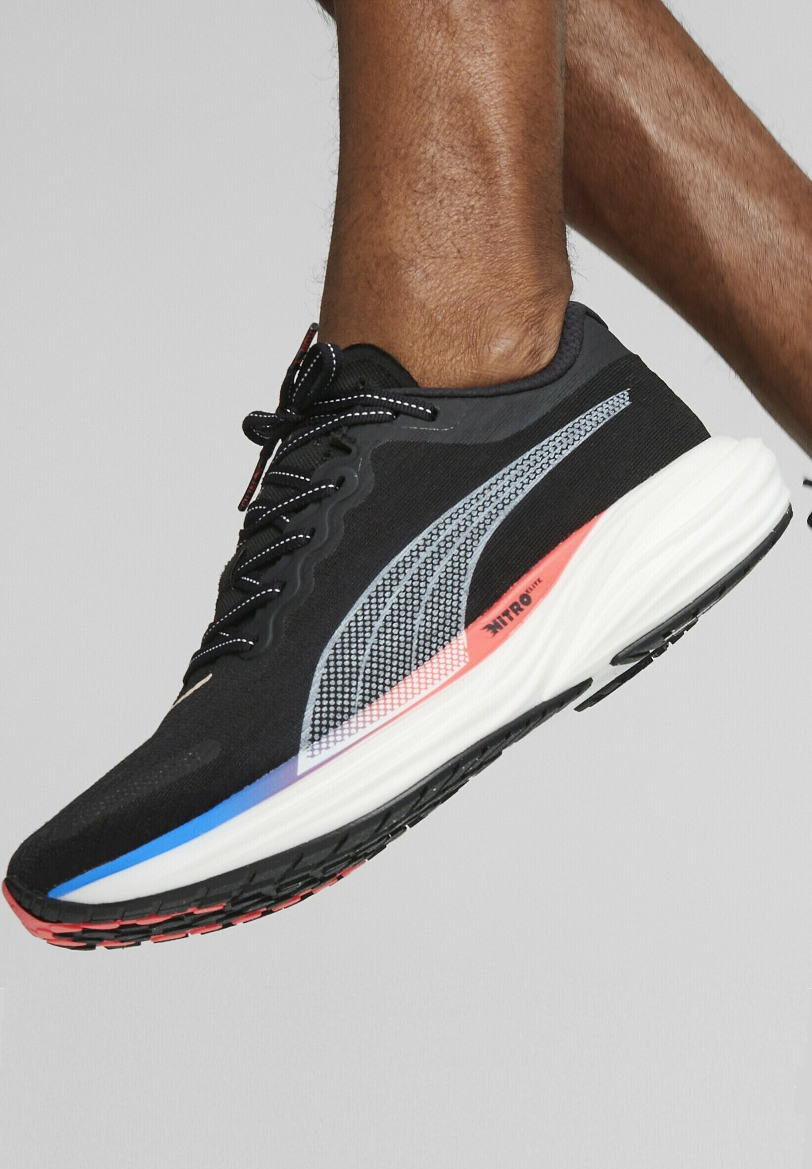 Tenis Para Correr Puma Deviate Nitro Mujer Negros/blancos