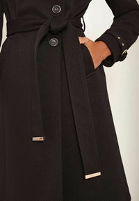 Lipsy ASYMMETRICAL METRIC  - REGULAR FIT - Lietpaltis - black