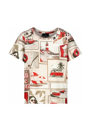 Kurzärmeliges, beiges T-Shirt mit einem Collage-Aufdruck in Rot und Grau, der Strandmotive, Oldtimer und Palmen zeigt. Rundhalsausschnitt.