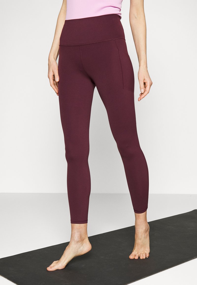 Athleta SALUTATION STASH 7/8 - Leggings - spiced cabernet