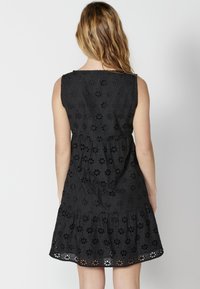 Koroshi Rochie de zi - black