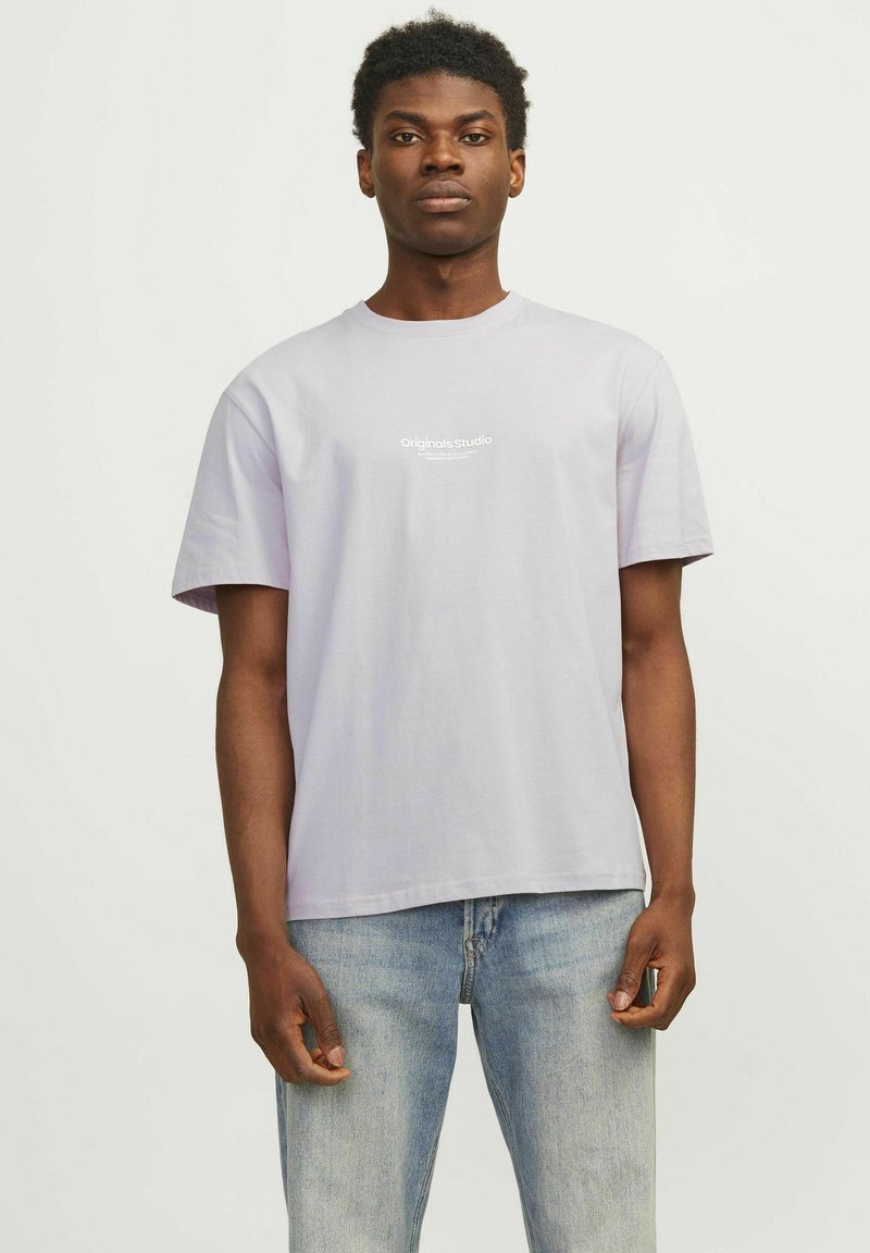 Jack & Jones JORVESTERBRO CREW NECK - Apdrukāts T-krekls - lavender frost
