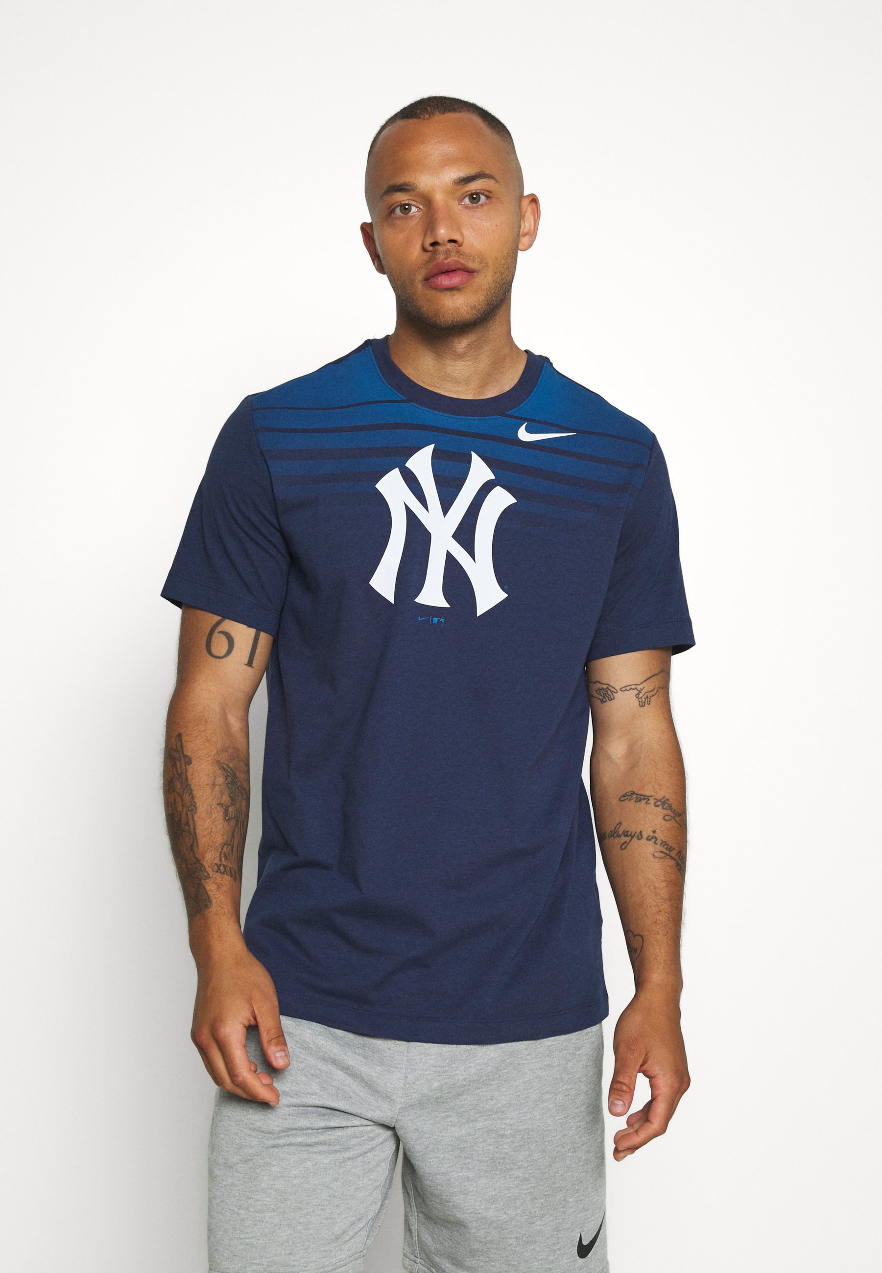 new york yankees nike shorts