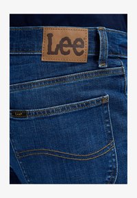 Nije odabrano, stoney