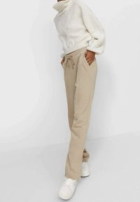 Stradivarius Pullover - off-white