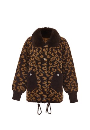 Giacca con stampa leopardata in marrone e beige, con colletto in pelliccia, bottoni a scatto, due grandi tasche e orlo con cordoncino. Texture morbida.