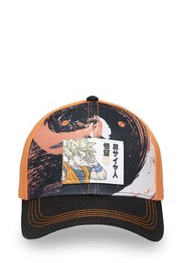 Casquette de baseball orange et noire avec un imprime graphique représentant un personnage, étiquette brodée et détails de couture contrastés.
