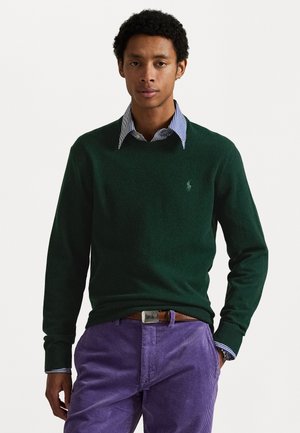 - Sweter