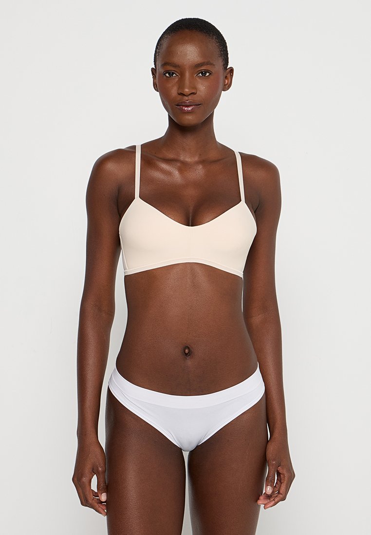 Sloggi T-shirt BH crème Sloggi T-shirt BH crème