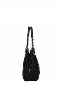 Zwarte leren handtas met dubbele gevlochten kettinghengsels en een buitenste ritsvak, van opzij getoond op een witte achtergrond.