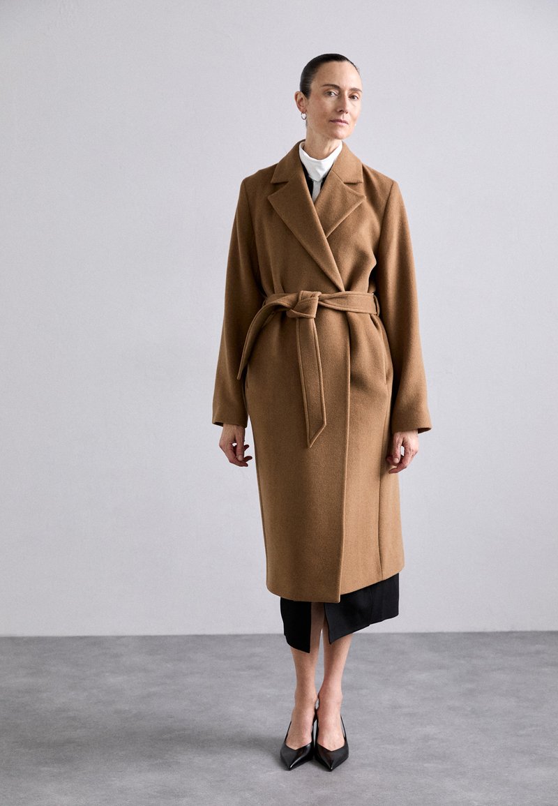 Filippa K - SOFT BELTED  - Classic coat - light brow, Enlarge