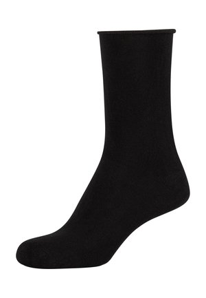 Schwarze Baumwollsocke, mittellang bis zur Wade, glatte Textur, runde Zehenform, verstärkte Ferse, ohne sichtbare Muster oder Akzente, schlichtes Design.